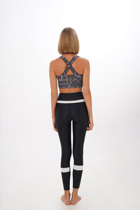 Reverse Seamless Sports Bra in Monochrome