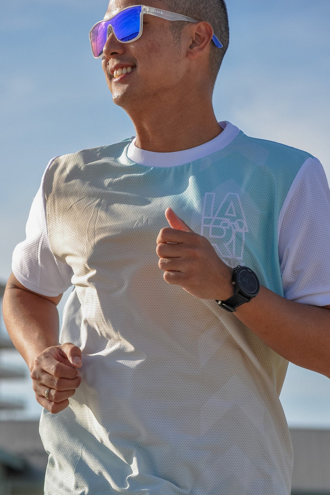  LARi Active x nocale.id