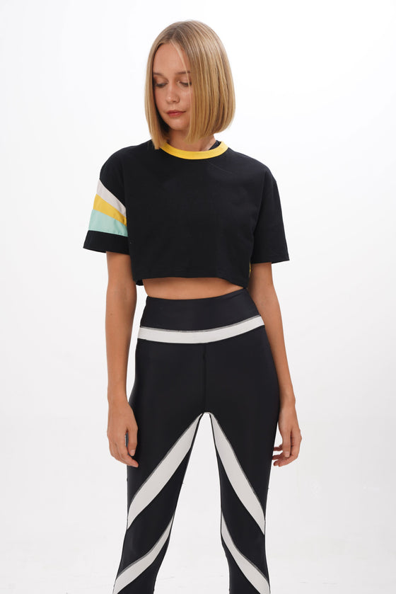Throwback Panelled Cotton Crop Tee in Black