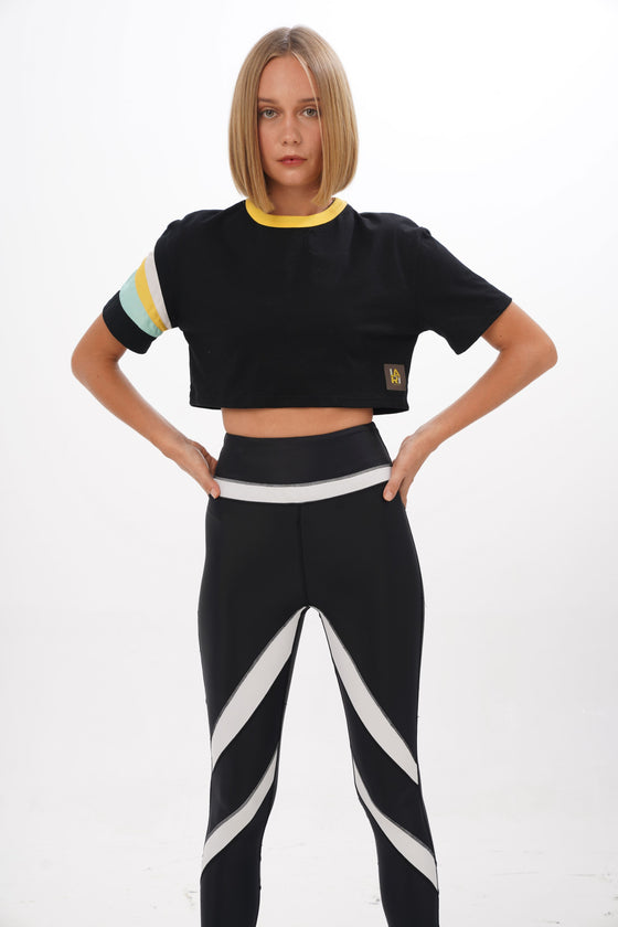 Throwback Panelled Cotton Crop Tee in Black